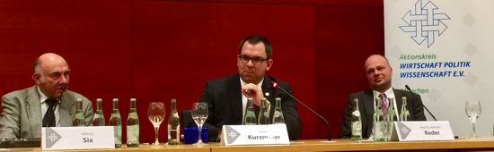 Aktuelles, "Demokratie angesichts globaler Krisen - eine Überforderung oder ...